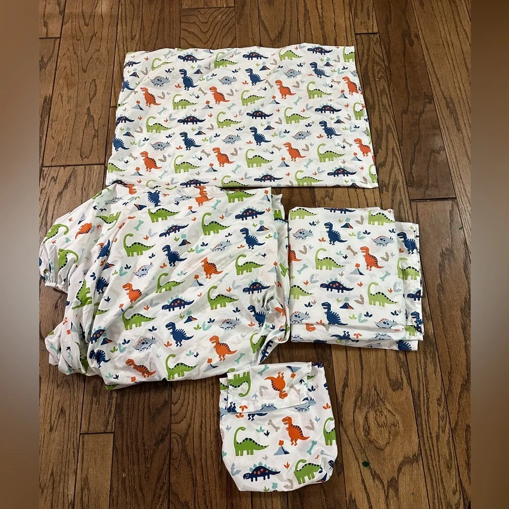 Circo Twin 3 Pc Sheet Set Dinosaur Flat Fitted & Pillowcase